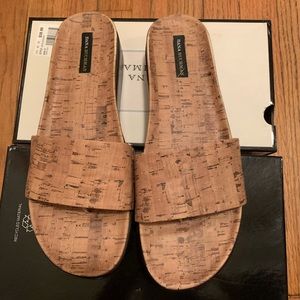 Dana Buchman Women Low Heel Slide Sandals Size 10